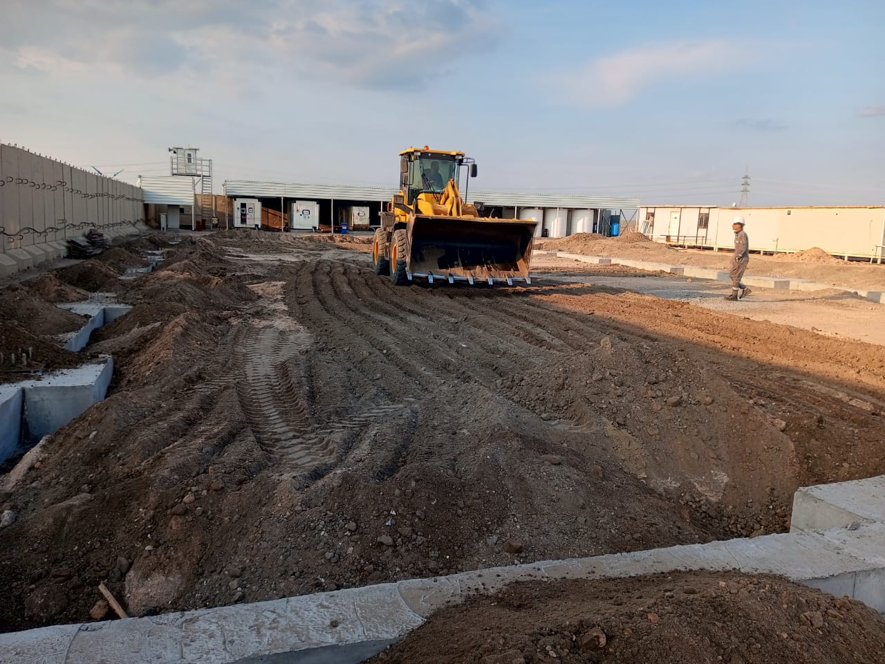 Hitachi ZX350 Excavator